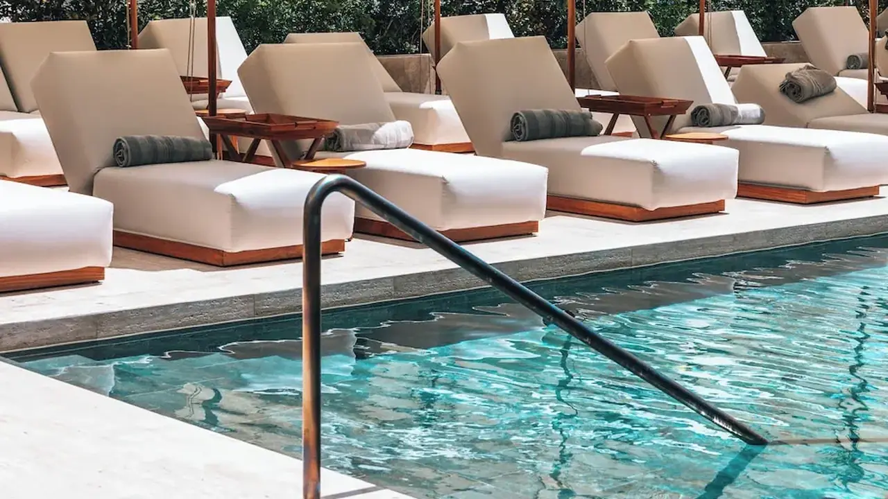 M Boutique Hotel - Designed for Adults