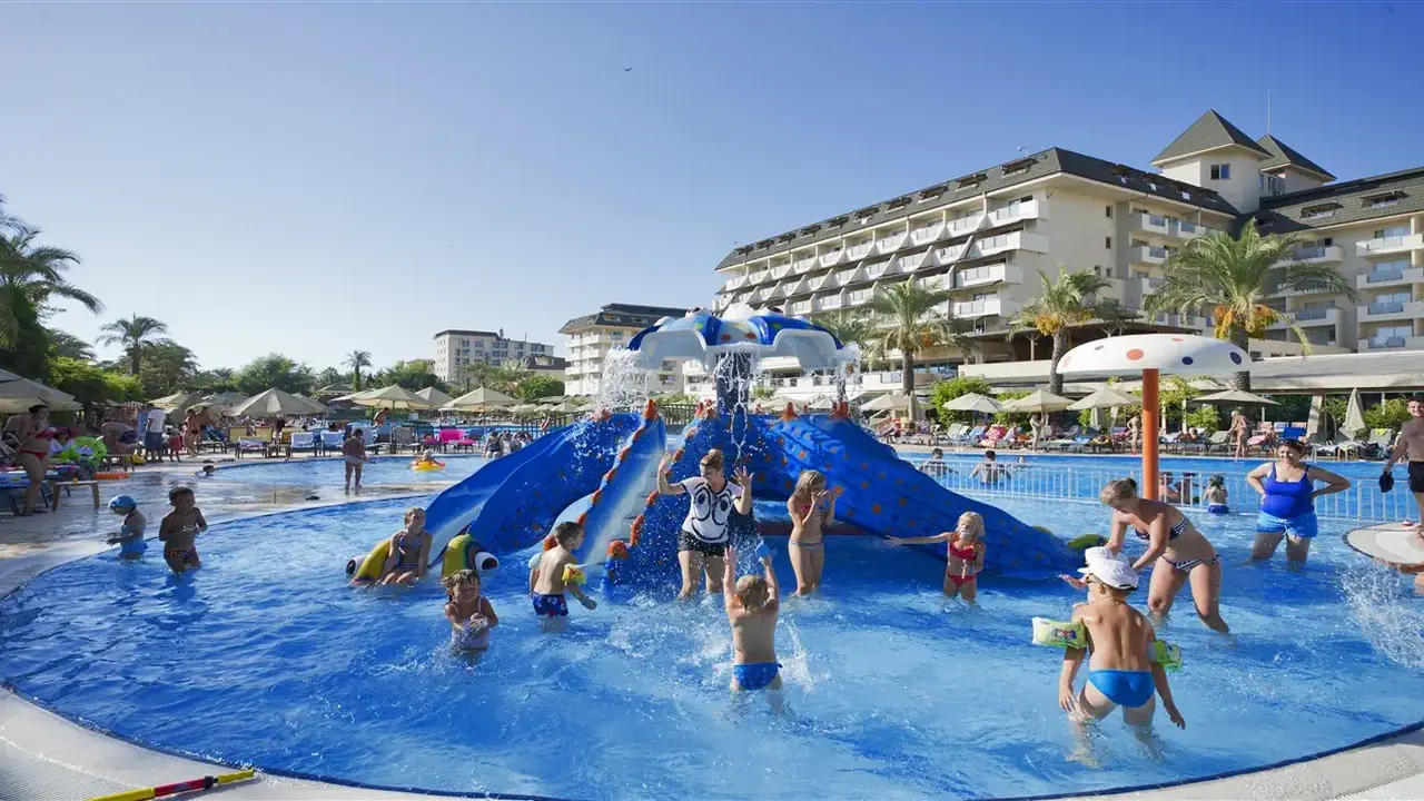 M.C. ARANCIA RESORT HOTEL