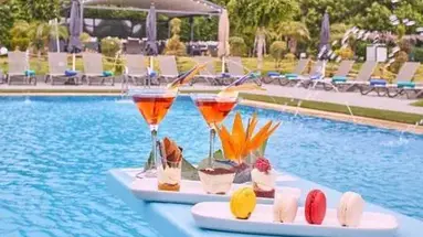 Mabrouk Hotel & Suites (Adult Only)