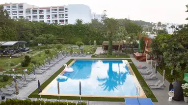 Mabrouk Hotel & Suites (Adult Only)