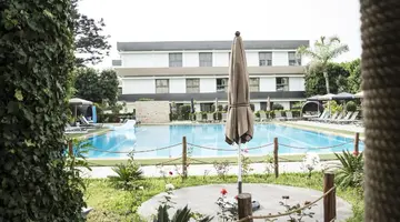 Mabrouk Hotel & Suites (Adult Only)