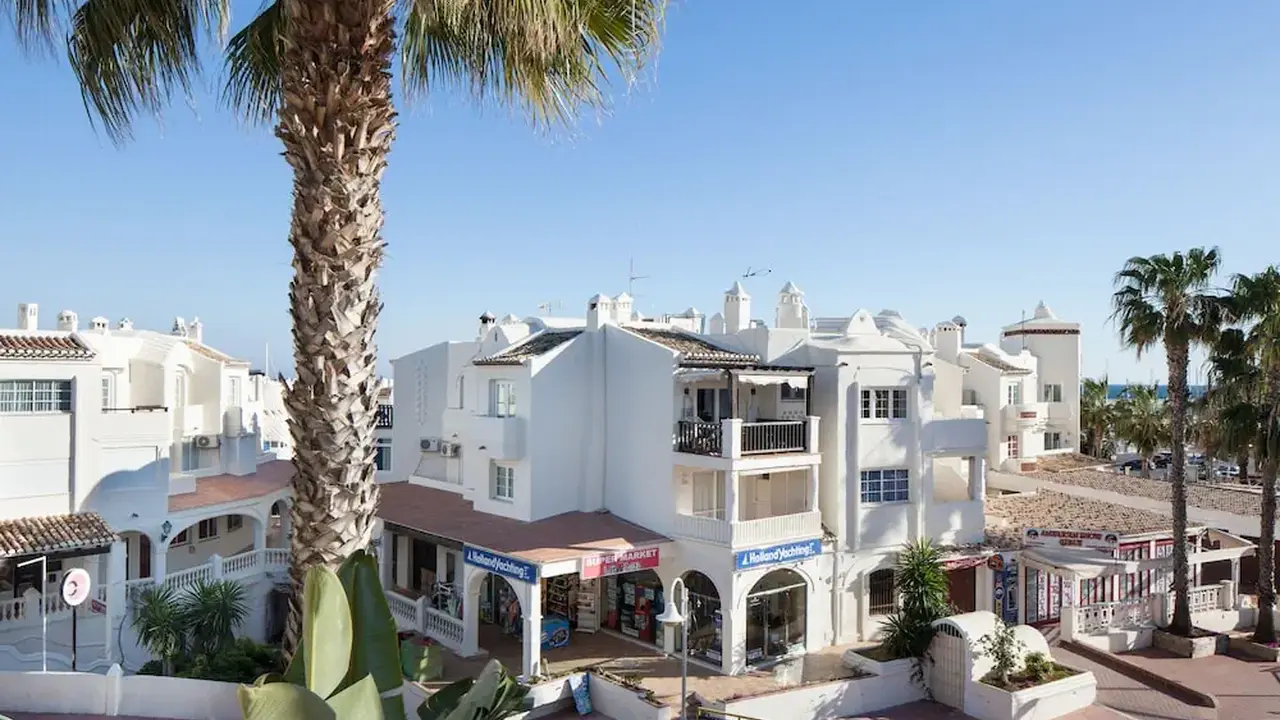 Mac Puerto Marina Benalmadena