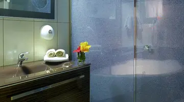 Macaris Suites and SPA