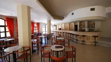 Macaris Suites and Spa
