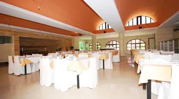 Macaris Suites and Spa