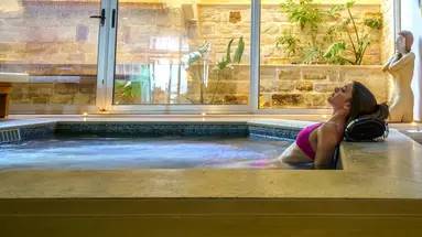 Macaris Suites & Spa