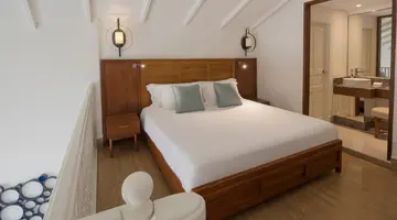 MACHCHAFUSHI ISLAND RESORT & SPA MALDIVES [Ex. CENTARA GRAND ISLAND RESORT & SPA MALDIVES]