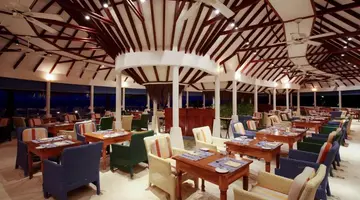 MACHCHAFUSHI ISLAND RESORT & SPA MALDIVES [Ex. CENTARA GRAND ISLAND RESORT & SPA MALDIVES]