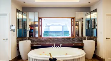 MACHCHAFUSHI ISLAND RESORT & SPA MALDIVES [Ex. CENTARA GRAND ISLAND RESORT & SPA MALDIVES]
