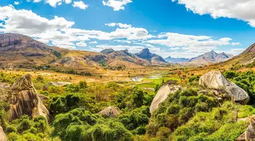 Madagaskar - aleja baobabów i parki narodowe