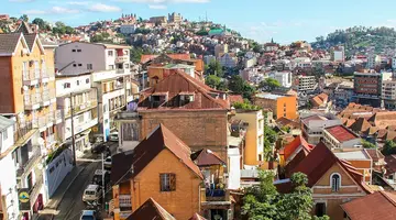 Madagaskar - aleja baobabów i parki narodowe