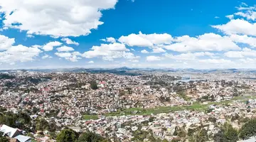 Madagaskar - aleja baobabów i parki narodowe