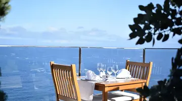 Madeira Regency Cliff