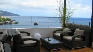 Madeira Regency Cliff