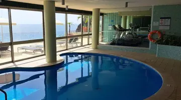 Madeira Regency Cliff