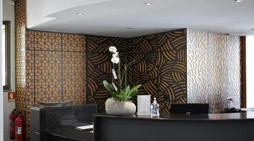 Madeira Regency Cliff