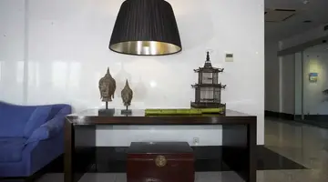 Madeira Regency Cliff
