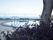 Madeira Regency Cliff