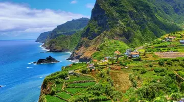 MADEIRA WYSPA WIECZNEJ WIOSNY