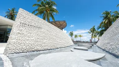 MADIFUSHI PRIVATE ISLAND