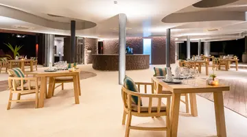 MADIFUSHI PRIVATE ISLAND
