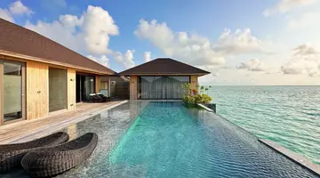 MADIFUSHI PRIVATE ISLAND