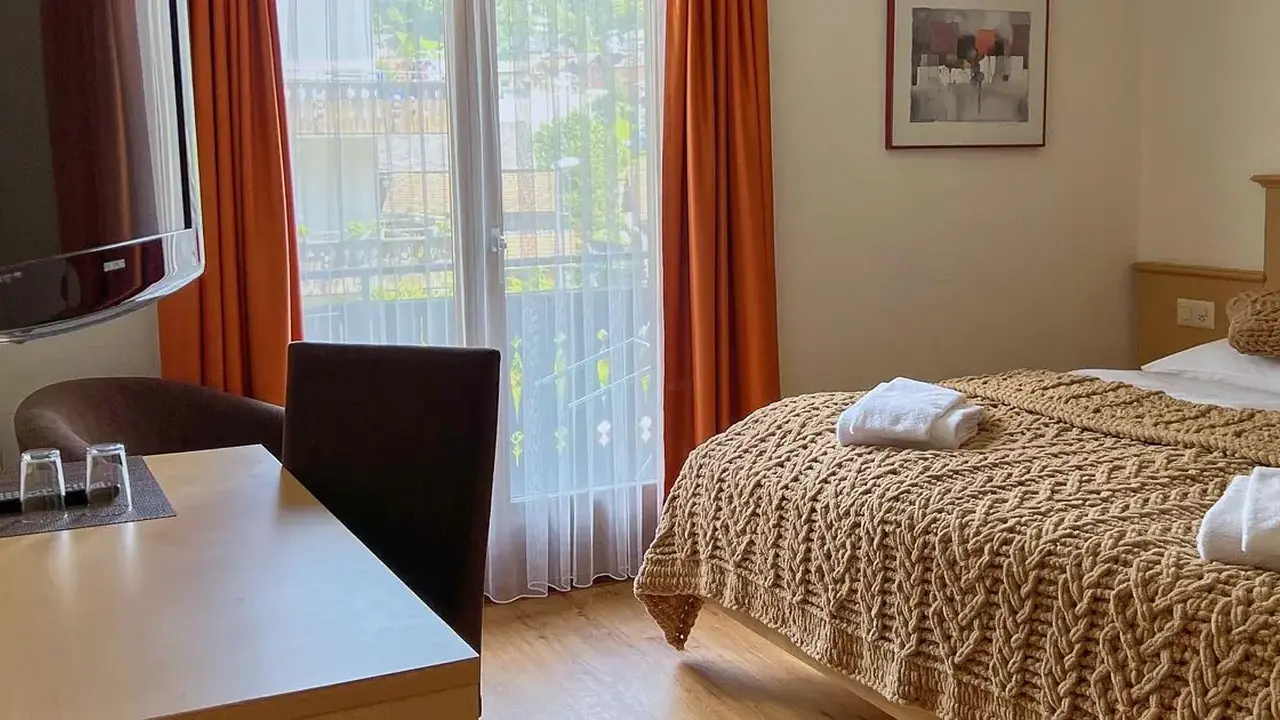 Madrisa Lodge