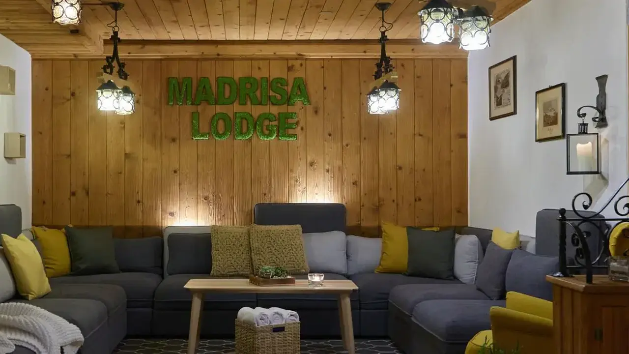 Madrisa Lodge