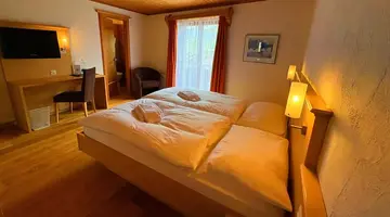 Madrisa Lodge