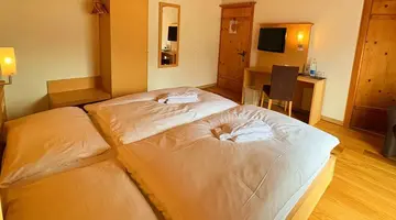 Madrisa Lodge