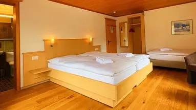 Madrisa Lodge