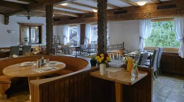 Madrisa Lodge