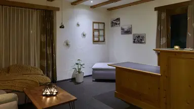Madrisa Lodge