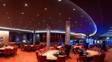 Maestral Resort and Casino