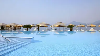 Maestral Resort and Casino
