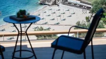Maestral Resort and Casino