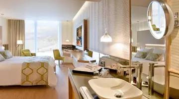 Maestral Resort and Casino