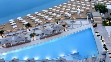 Maestral Resort and Casino
