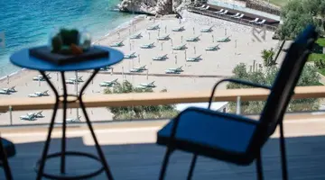 Maestral Resort and Casino