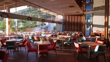 Maestral Resort and Casino
