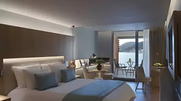 Maestral Resort and Casino