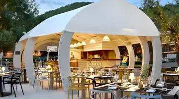 Maestral Resort and Casino