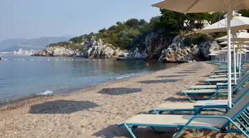Maestral Resort and Casino