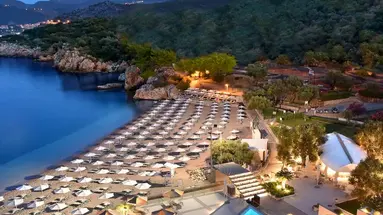 MAESTRAL RESORT & CASINO