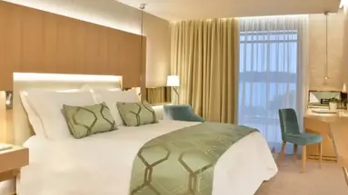 MAESTRAL RESORT & CASINO