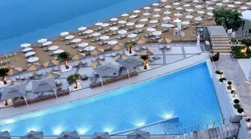 MAESTRAL RESORT & CASINO