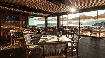MAESTRAL RESORT & CASINO