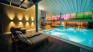 MAESTRAL RESORT & CASINO