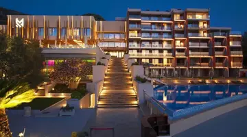 MAESTRAL RESORT & CASINO