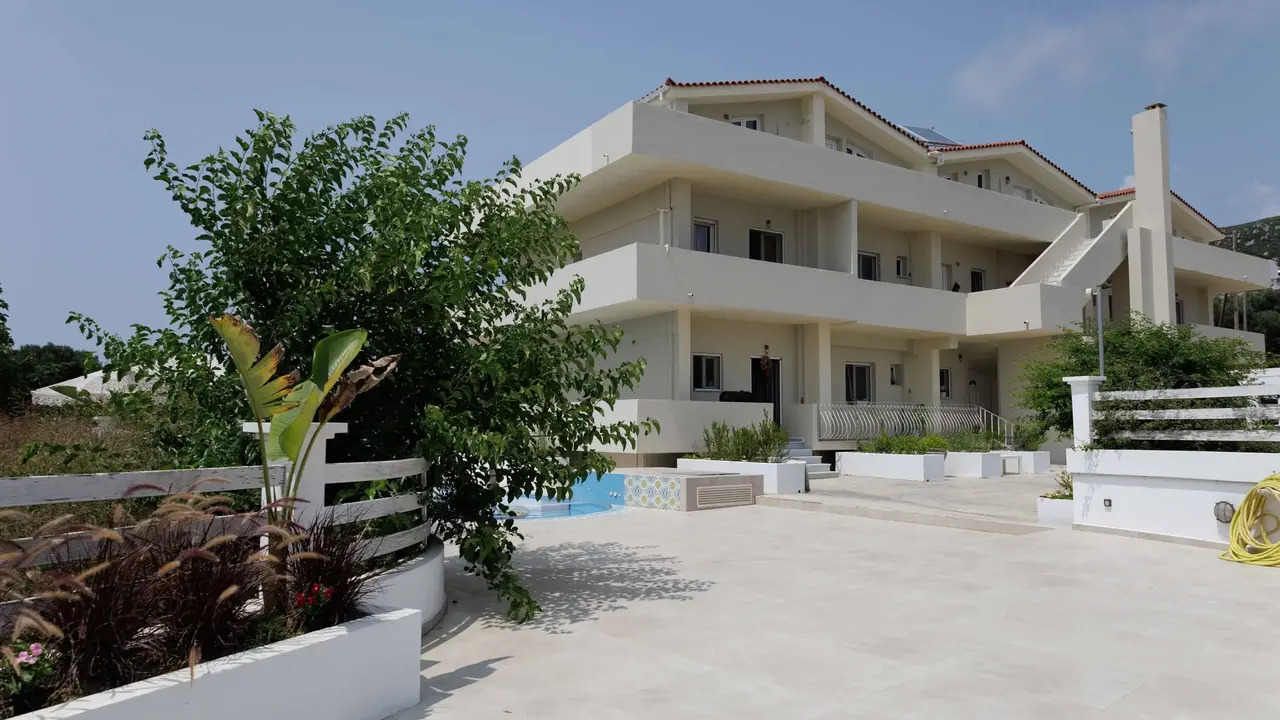 Maggana Residence